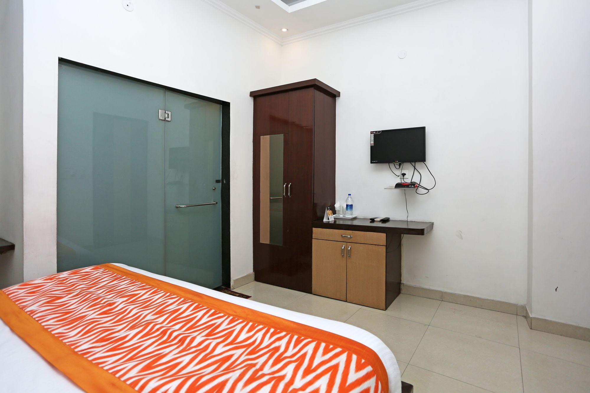 Collection O Sector 5 Ghaziabad Hotell Exteriör bild